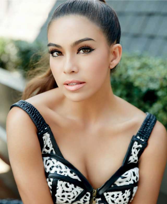 Cận cảnh nàng WAGs Thái Lan quyến rũ, nóng bỏng hơn… Ngọc Trinh-6