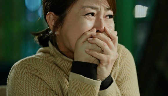 Đi công tác về phát hiện bao cao su dùng rồi, tôi hóa thú lao vào đánh vợ nhưng một câu nói của con đã làm tôi bừng tỉnh-4