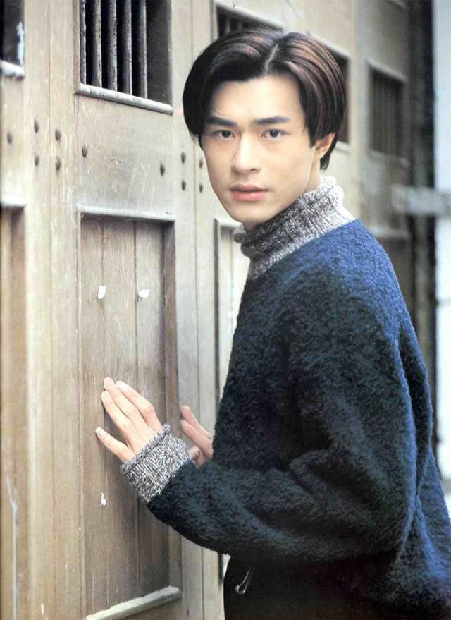 Cổ Thiên Lạc: 18 tuổi ngồi tù, bị xem như kẻ cướp, 30 năm sau trở thành ông trùm giải trí-1