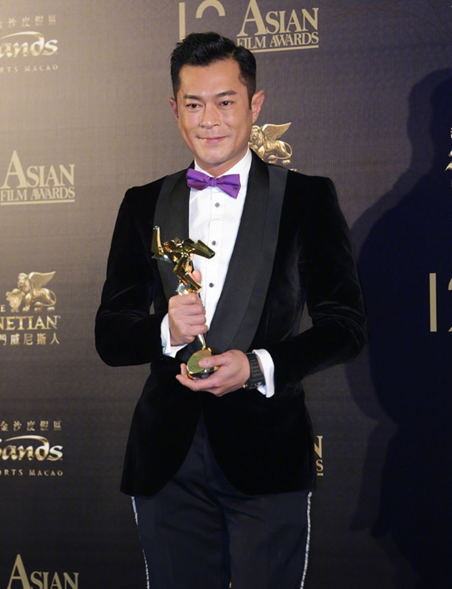 Cổ Thiên Lạc: 18 tuổi ngồi tù, bị xem như kẻ cướp, 30 năm sau trở thành ông trùm giải trí-6