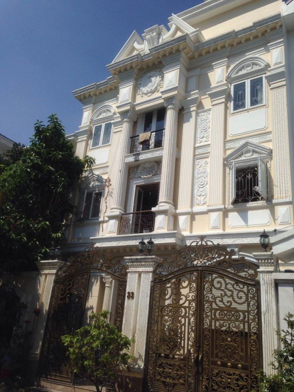 Cận cảnh căn biệt thự mua trả góp của Minh Hằng-1