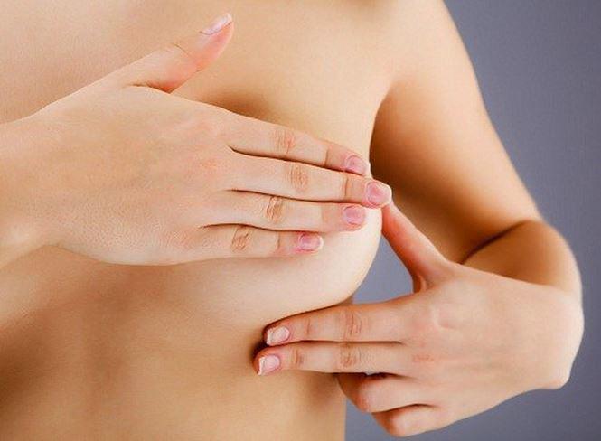 Có những dấu hiệu này, chị em đi khám ung thư ngay lập tức-1