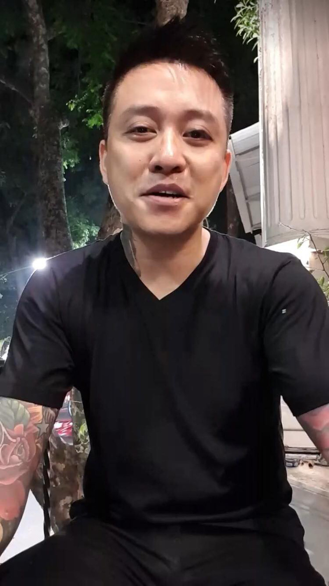 Clip: Tuấn Hưng tiết lộ thị lực giảm nặng, không thể nhìn rõ mọi thứ vì tai nạn trên sân cỏ-1