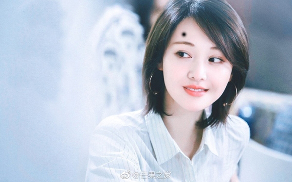 Phụ nữ có 1 trong 4 nốt ruồi này thì hôn nhân sẽ hạnh phúc khó ai sánh bằng-1