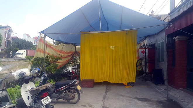 Vết máu trên tai tố” nghi phạm sát hại nữ giáo viên về hưu ở Hưng Yên-4