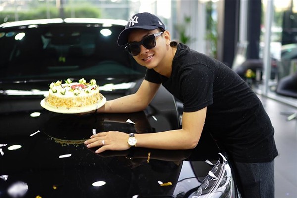 Khối tài sản không phải dạng vừa” của loạt sao Việt dưới 25 tuổi: Nhà lầu hạng sang, xế hộp khủng và vô số hàng hiệu-21