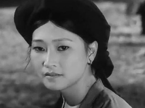 Đời thực viên mãn của cặp chị em NSND Như Quỳnh và Hoàng Xuân trong Đừng bắt em phải quên”-11