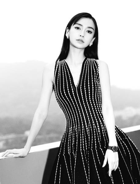 Gái một con” Angelababy khoe vẻ đẹp búp bê-3