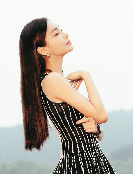 Gái một con” Angelababy khoe vẻ đẹp búp bê-5
