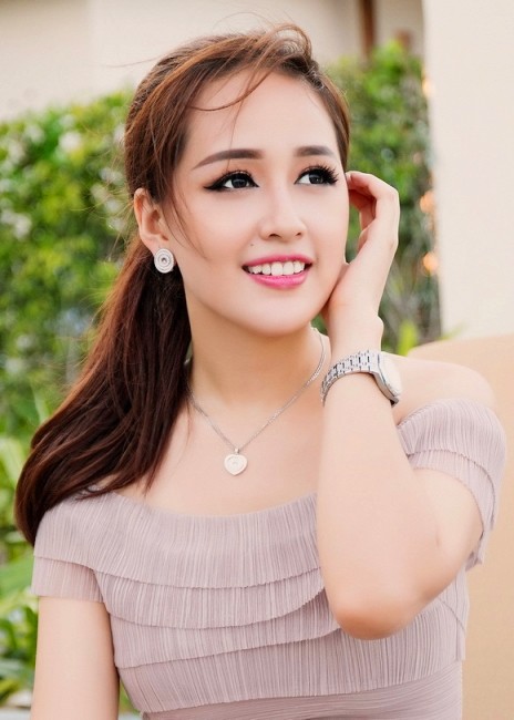 Soi Mai Phương Thuý, H’Hen Niê, Huyền My thay đổi ngoạn mục” khi giã từ răng khểnh-7