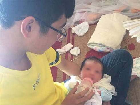 Nam sinh viên 19 tuổi kể chuyện 'giải cứu' em bé khi người mẹ dùng thuốc kích đẻ rồi gọi điện nhờ giúp đỡ