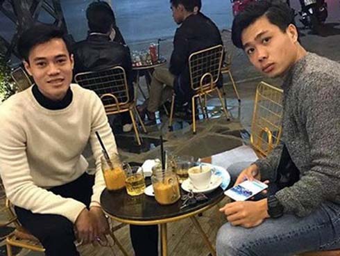 HLV Park Hang Seo làm trái nguyên tắc, xếp Công Phượng ở cùng Văn Toàn-1