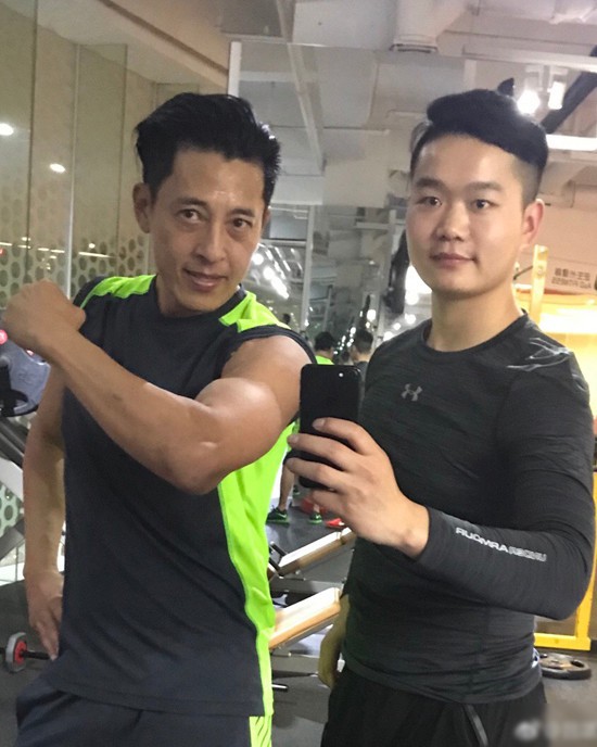 Lệnh Hồ Xung lừng lẫy: Từ chối yêu nữ đại gia, bị trả thù khiến cả đời không thể có con-11