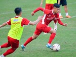Trọng tài 8X bắt trận đấu ra quân của tuyển Việt Nam tại AFF Cup 2018-2