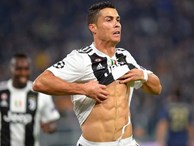Ghi bàn vào lưới MU, Ronaldo có pha ăn mừng khiến các chị em phát sốt