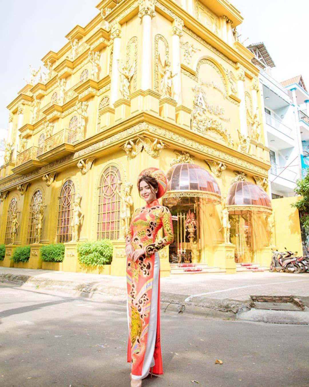 Ngọc nữ Thái Lan đến Việt Nam, khoe ảnh xinh đẹp với áo dài và nón lá-7