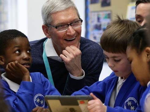 Bức ảnh 2 nam sinh Trung Quốc nấu ăn trên bồn cầu và sự thật phía sau khiến nhiều người bất ngờ-4