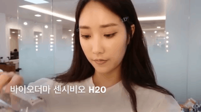 Nhiều người dùng nước tẩy trang mỗi ngày nhưng bác sĩ cho rằng sản phẩm này không hề tốt như vẫn tưởng-1