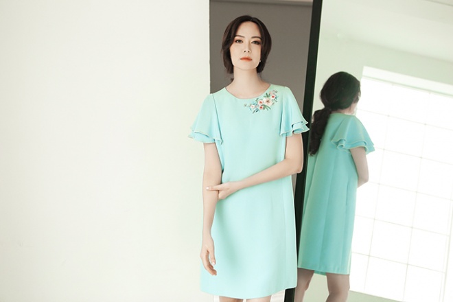 Hoa hậu Thu Thủy đẹp rực rỡ ở tuổi 43-16