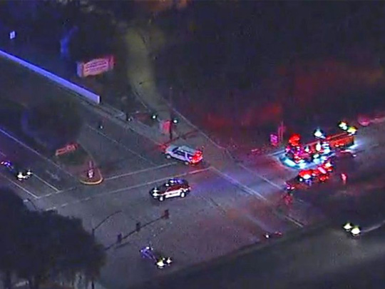 Mỹ: Xả súng kinh hoàng tại California, nạn nhân nằm la liệt-3