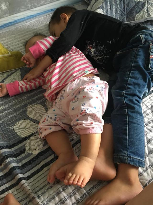 Một năm sau ngày đưa tiễn bé Nhật Linh, gia đình đón nhận một bé gái đặt tên Bình An-3