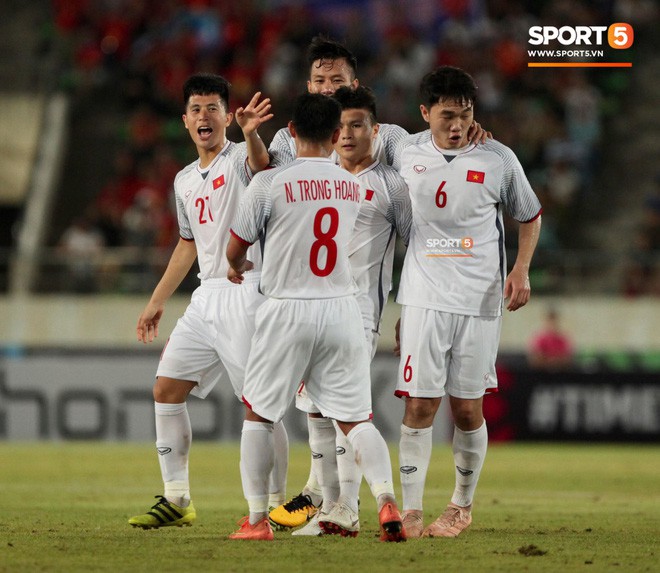 Nhà vô địch AFF Cup 2008: Nếu gặp đối thủ mạnh hơn Lào, Công Phượng sẽ phải dự bị-2