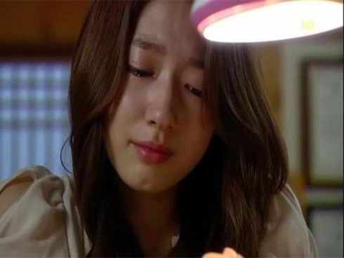 Còn 1 tháng là đến ngày cưới, bố mẹ chồng đưa ra đề nghị khiến tôi á khẩu, bố tôi giận dữ