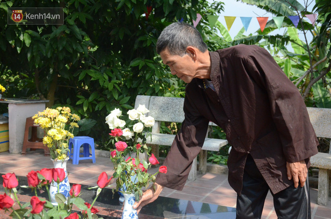 Những câu chuyện đau lòng quanh 5 ngôi mộ vô danh và miếu thờ 2 cô gái chết trẻ ở bãi sông Hồng-5