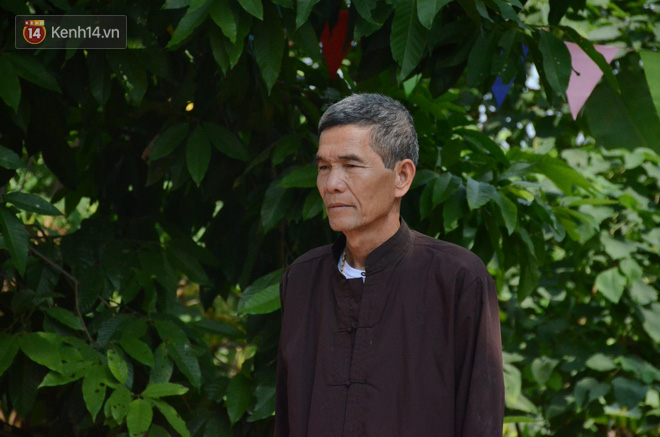 Những câu chuyện đau lòng quanh 5 ngôi mộ vô danh và miếu thờ 2 cô gái chết trẻ ở bãi sông Hồng-6