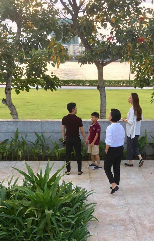 Bị bắt gặp cùng con trai đi xem nhà, dân mạng lại xôn xao khẳng định Cường Đô La và Đàm Thu Trang sắp đám cưới-2