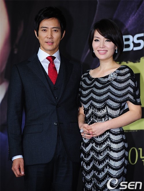 Choi Soo Jong: San Hiếc của Mối tình đầu” ngày nào giờ đã U60 có cuộc sống hôn nhân viên mãn bên ngọc nữ xứ Hàn-6