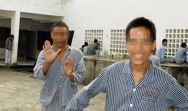 Nam thanh niên 21 tuổi vào viện tâm thần, trí tuệ ngưng phát triển như trẻ con-1