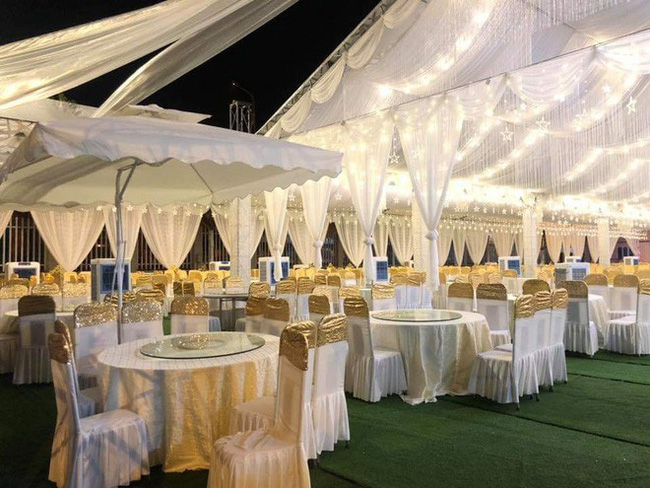 Xôn xao rạp cưới khủng được trang hoàng lộng lẫy trị giá hơn 800 triệu, dùng 100% hoa tươi ở Vĩnh Phúc-4