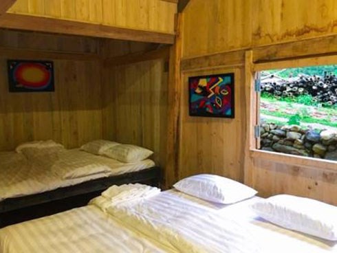 Khách Tây bùng tiền homestay: Thực hư chuyện chó sủa, muỗi đốt
