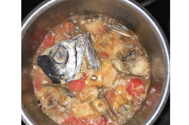 Con dâu cứ nấu ăn thế này sớm muộn cũng được mẹ chồng dắt tay ra khỏi nhà-16