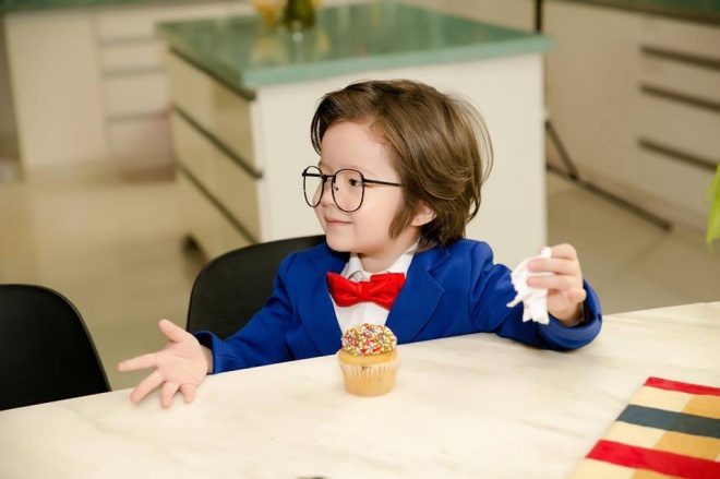 Soái ca nhà Elly Trần hóa thân thành thám tử lừng danh Conan vẫn đáng yêu như thiên thần-6