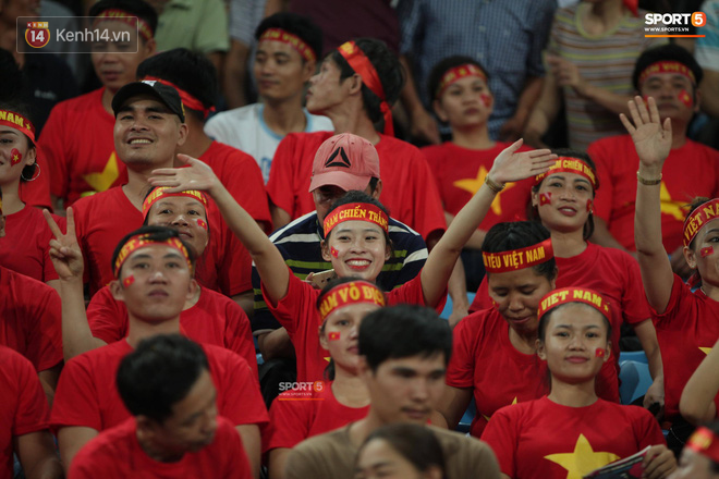Đây mới là lý do khiến cầu thủ Lào chạnh lòng sau trận thua Việt Nam ở AFF Cup 2018-2