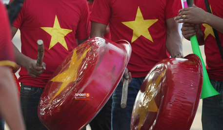 Đây mới là lý do khiến cầu thủ Lào chạnh lòng sau trận thua Việt Nam ở AFF Cup 2018-4