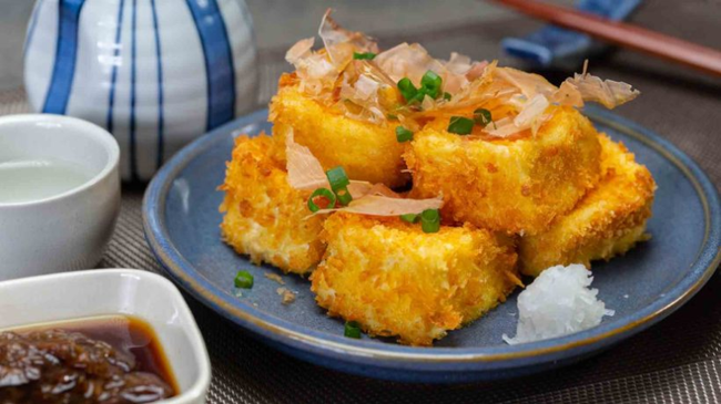 Mua đậu phụ non về và chiên xù theo cách của người Nhật đảm bảo ăn là nghiền-1