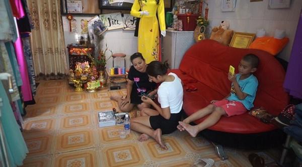 Số phận những bà mẹ đơn thân showbiz Việt: Kẻ chanh xả” ngút ngàn, người chật vật thuê nhà 24m2-7