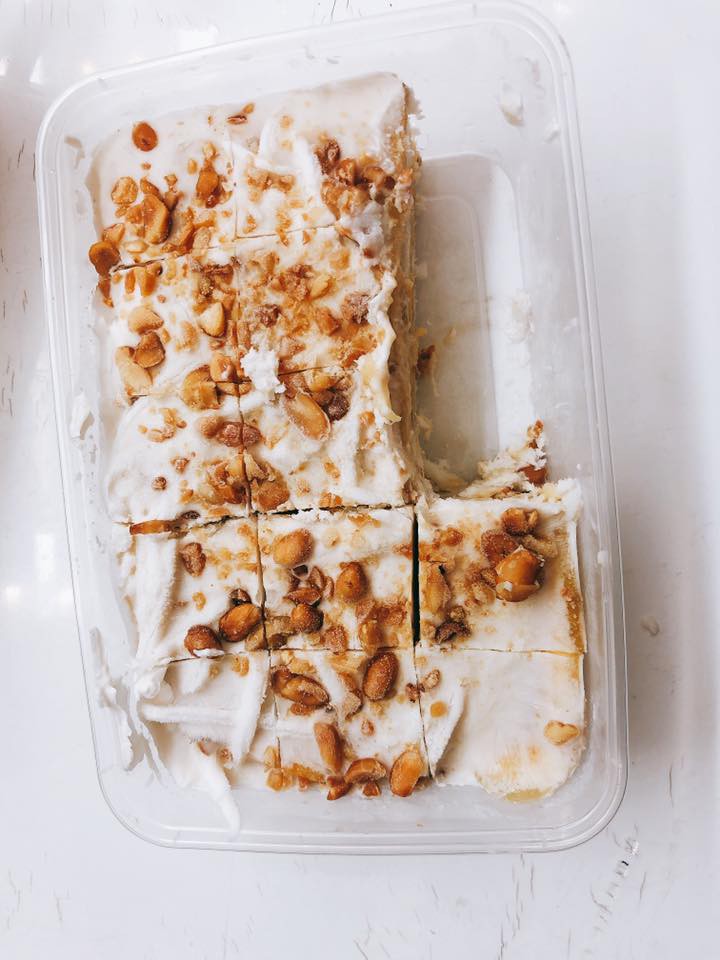 Người ta trổ tài nấu nướng khéo như đầu bếp còn Hari Won thì chỉ thấy ăn thủng bát thủng đĩa thế này đây!-4