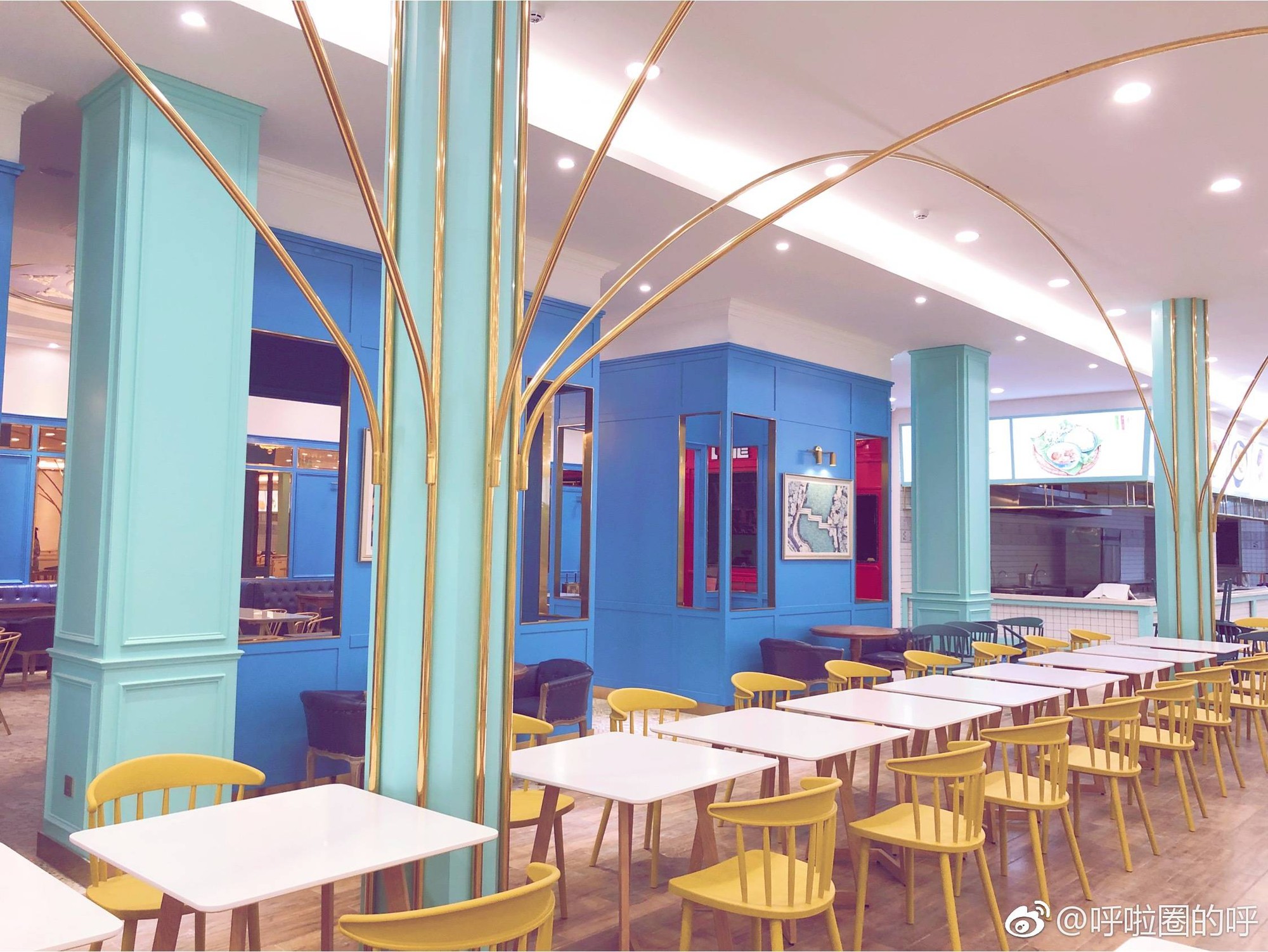 Top căng tin sang như khách sạn 5 sao, cứ tưởng nằm ở trường con nhà giàu, dành cho cậu ấm cô chiêu nhưng sự thật sẽ khiến bạn bất ngờ-7