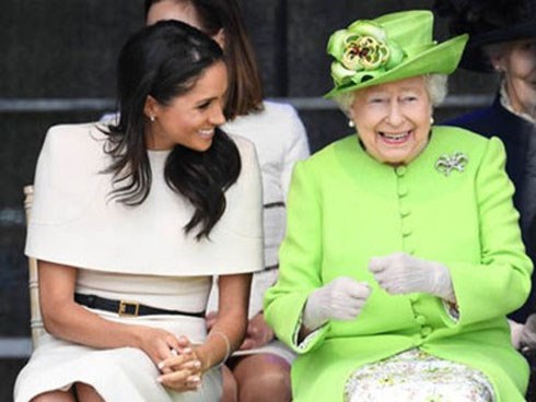 Cuộc sống sướng như bà hoàng sau khi mang bầu của Meghan Markle