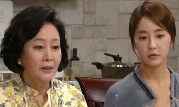 Bí mật của nàng dâu chung sống cả 5 năm với nhà chồng chẳng nấu nổi 1 bữa cơm song vẫn được mẹ chồng cưng-1