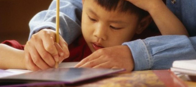 Cậu bé 9 tuổi nhảy lầu tự tử và lời nhắn nhủ gây nhức nhối: Mẹ, con thực sự rất mệt mỏi!-2