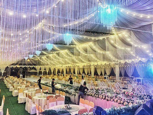 Tiết lộ những hình ảnh siêu lung linh của cô dâu xinh đẹp trong đám cưới khủng chi gần 1 tỷ đồng dựng rạp ở Vĩnh Phúc-9