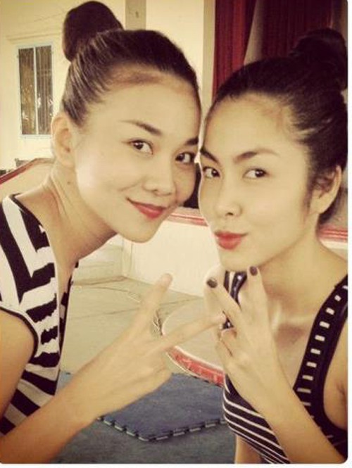 Chẳng có sợi dây liên kết nào, nhưng những cặp nghệ sĩ này lại giống nhau như cùng chung huyết thống!-13