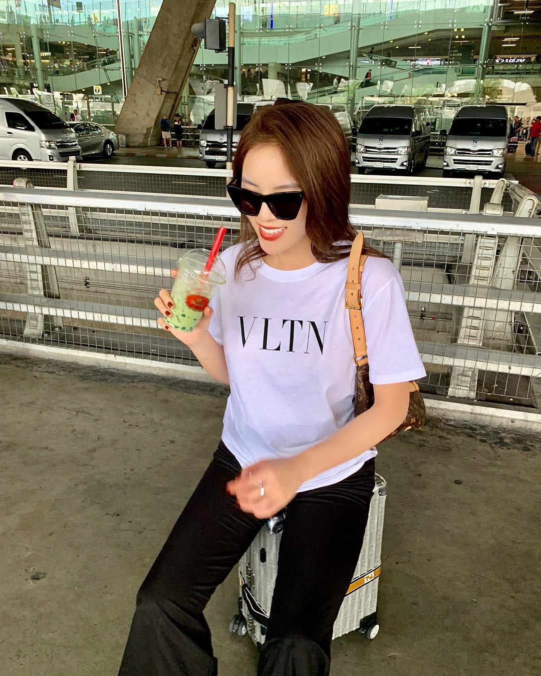 Ngắm Kỳ Duyên diện set đồ này mới thấy sơ vin chính là chiêu hack” dáng đỉnh nhất, kể cả khi bạn cao trên 1m70-3