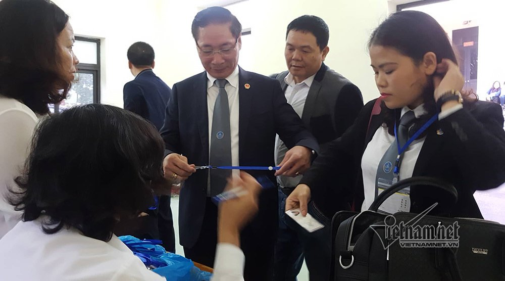 Xử vụ Phan Văn Vĩnh: Bộ tứ quyền lực khai báo căn cước-24