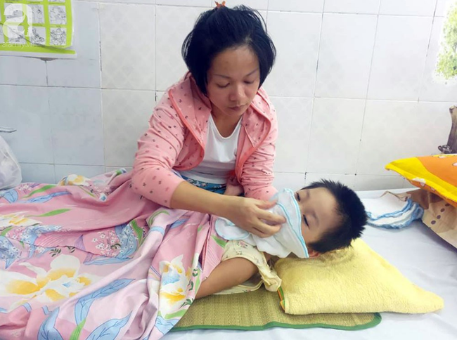 Bé gái 5 tuổi bị viêm màng não tự miễn sau cơn co giật, hơn 1 tháng không thể ngủ và liên tục la hét-1